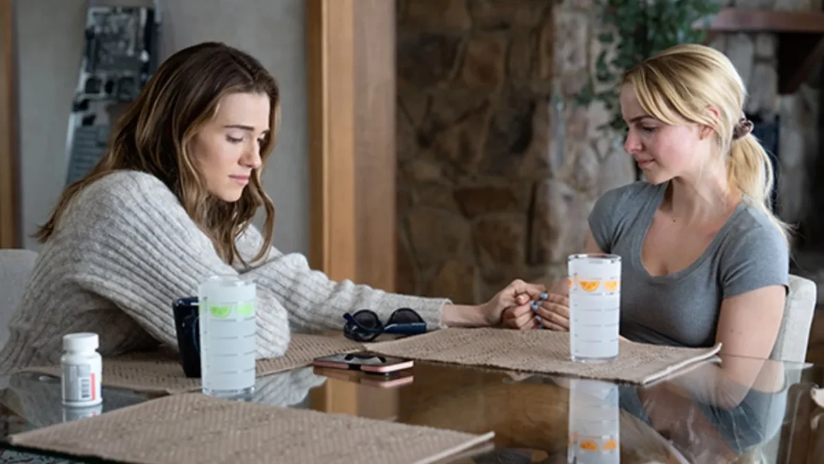 Allison Williams alongside McKenna Grace as Morgan and Clara Grant.